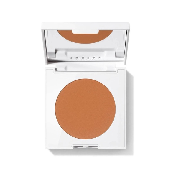 Jaclyn Cosmetics Other - NWOT Jaclyn Cosmetics Brightening Tan “Face it All” Pressed Powder